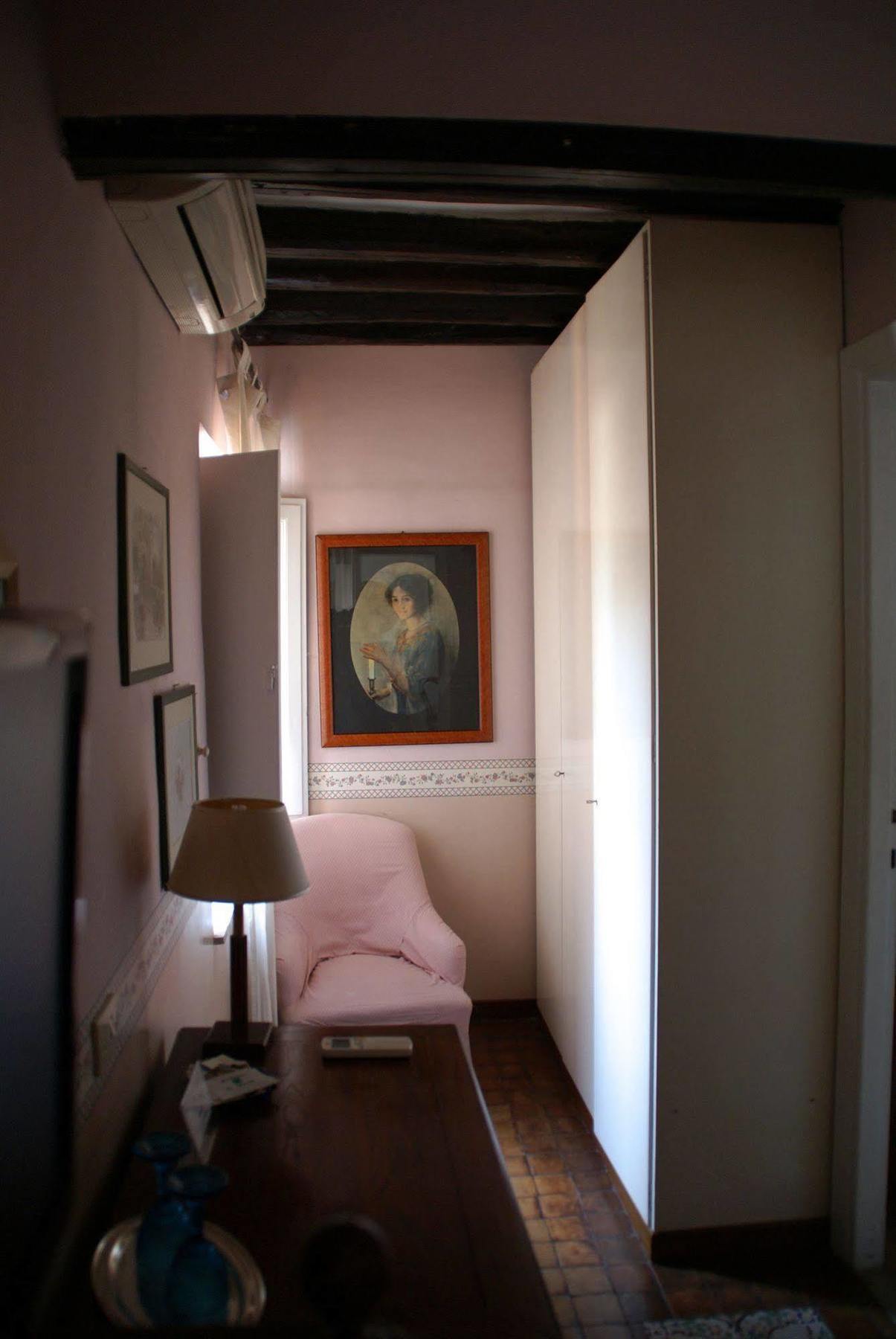 B&B Casa De Luca A Campo De Fiori Ρώμη Εξωτερικό φωτογραφία