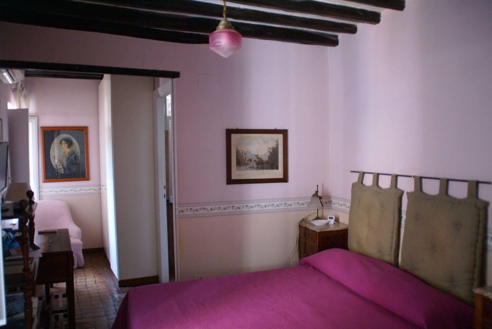 B&B Casa De Luca A Campo De Fiori Ρώμη Εξωτερικό φωτογραφία