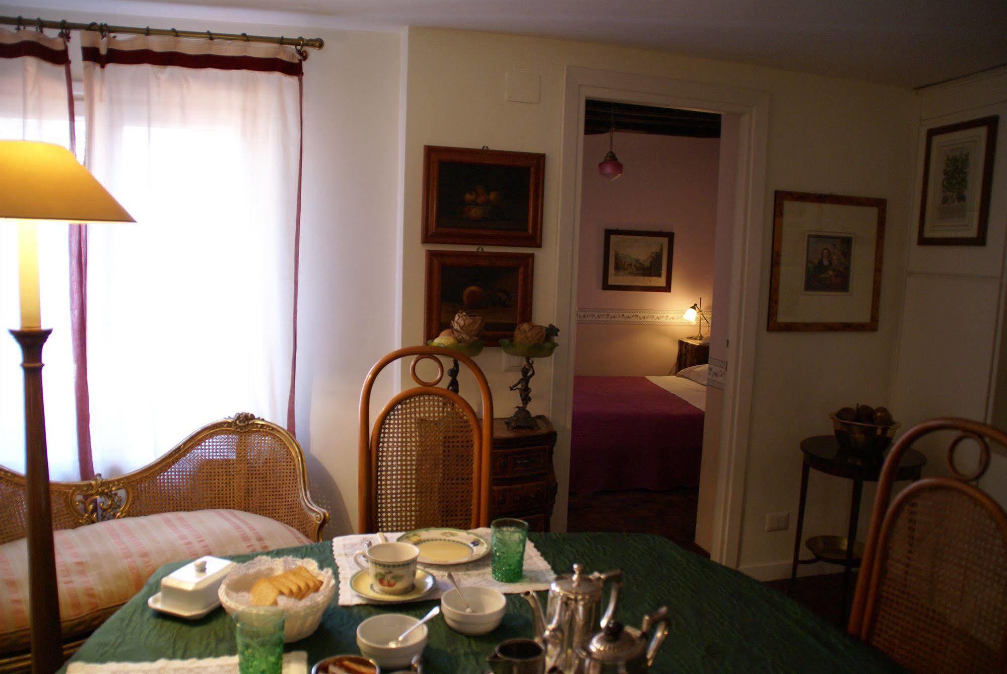 B&B Casa De Luca A Campo De Fiori Ρώμη Εξωτερικό φωτογραφία